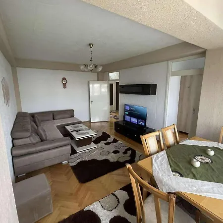 Апартаменты Spacious & Comfortable In *