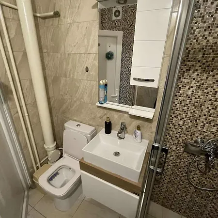 Spacious & Comfortable In Скопье