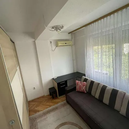 Spacious & Comfortable In *